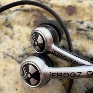 iFrogz Corded Earbuds Wired Headphones Silver & Black In-Ear